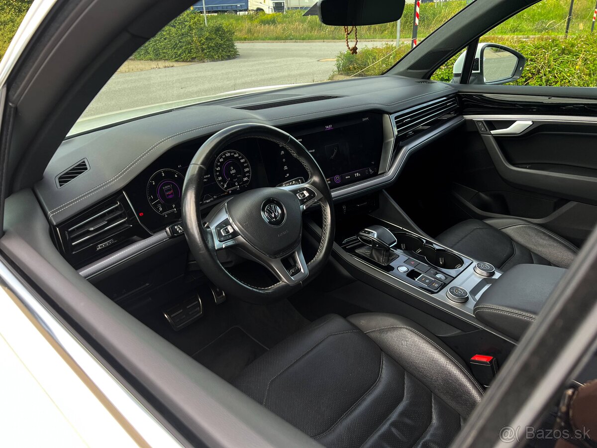 Volkswagen Touareg 3.0 V6 TDI SCR 286k R-Line 4Motion Tiptro - 12