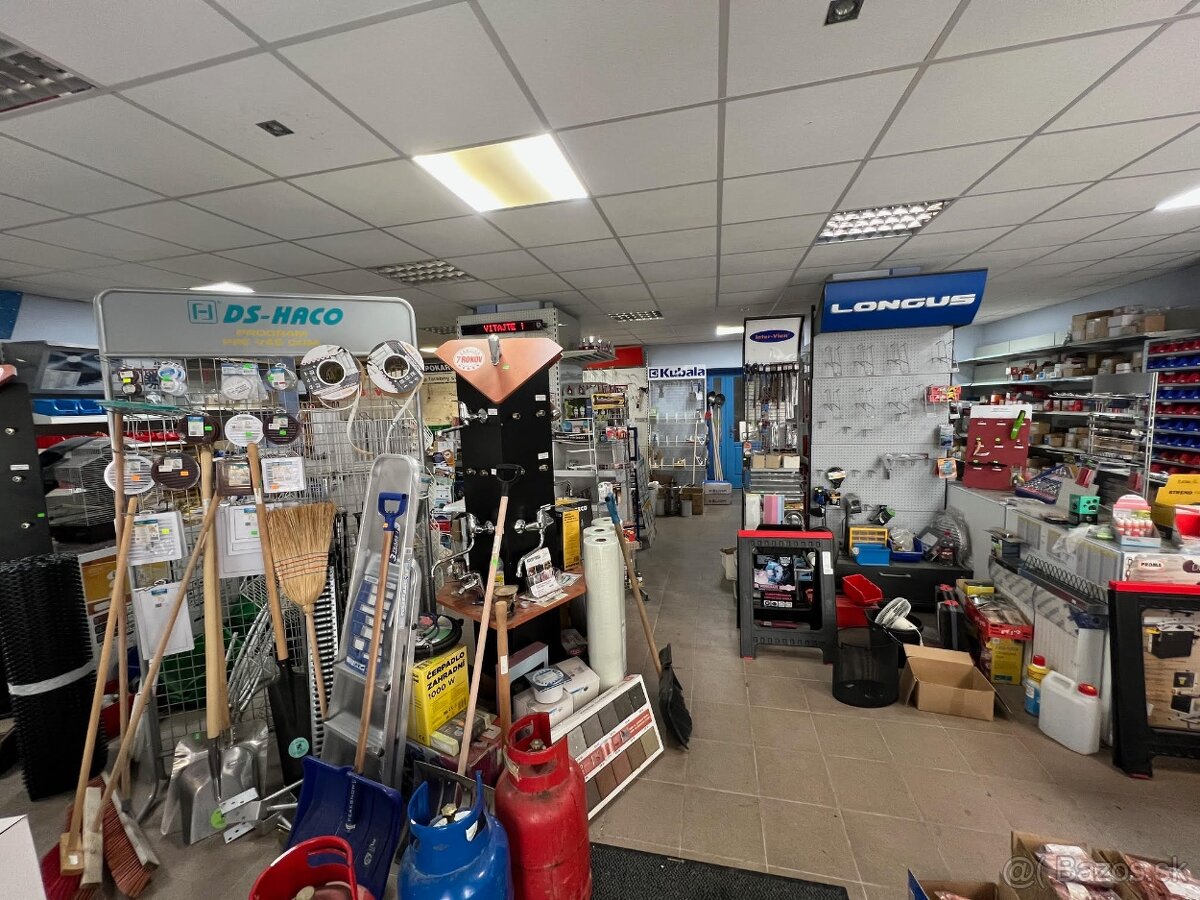 Rodinný dom/predajňa - 12