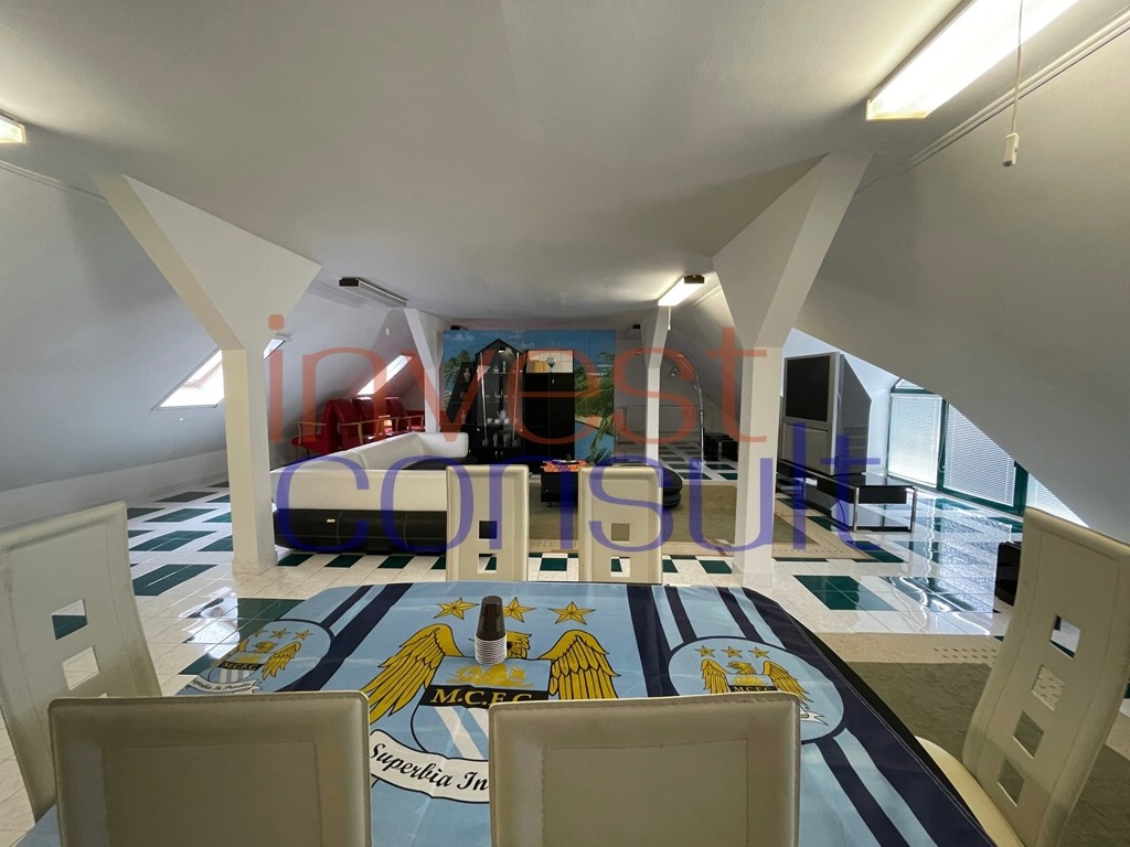 2278 NA PREDAJ V KOMÁRNE KOMPLEX BUDOV - 12