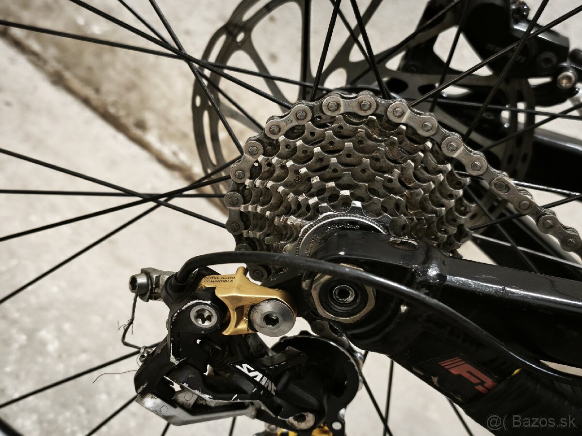 Santa Cruz v10.4 Carbon - 12