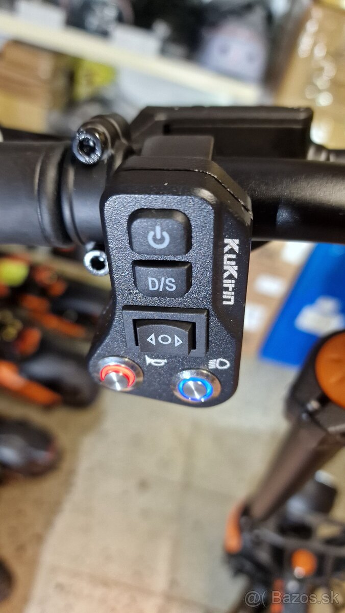 Elektrická kolobežka KUkirin G4 MaX 4000W - 12