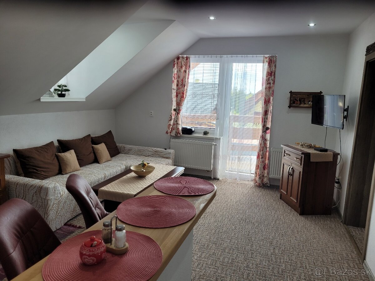 Byt v rodinnom dome. - 12