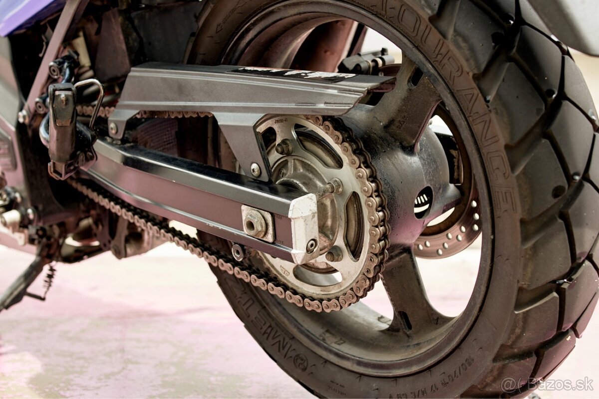 Suzuki V-Strom 650DL - 12