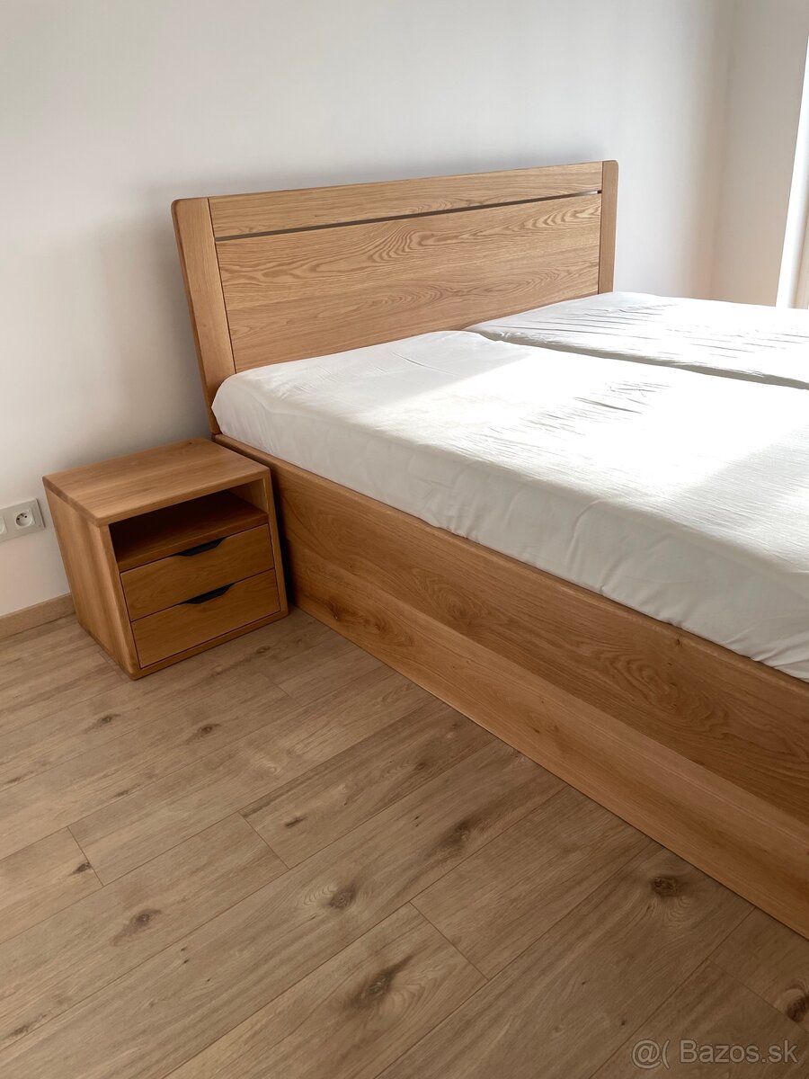 Manželská dubová posteľ 180×200 cm - 12