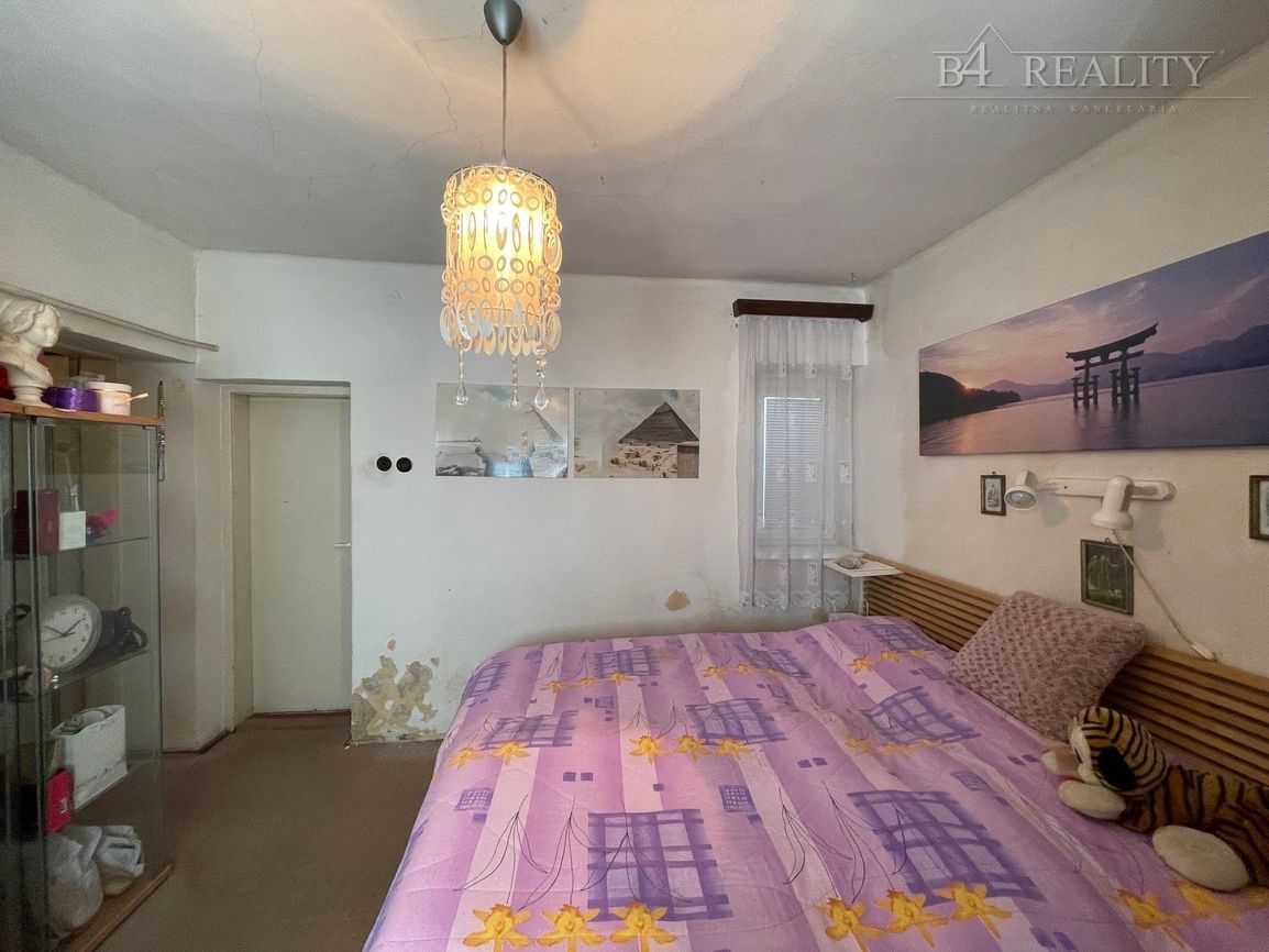 Rodinný dom s pozemkom 378 m2, Žilinská ul., Trenčianska Tep - 12