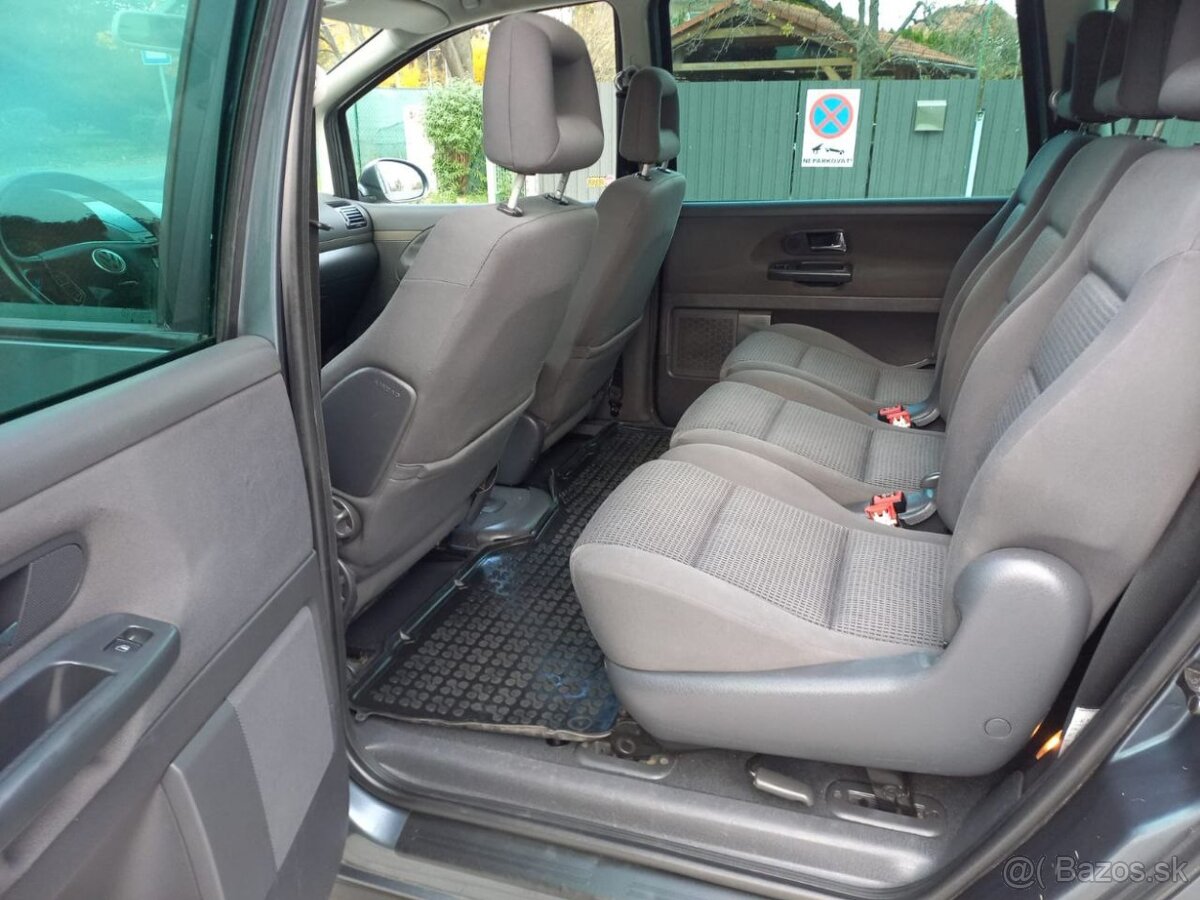 Volkswagen Sharan 1.9 TDi,85Kw(116-Ps)7 miestne,EXCLUSIVE - 12