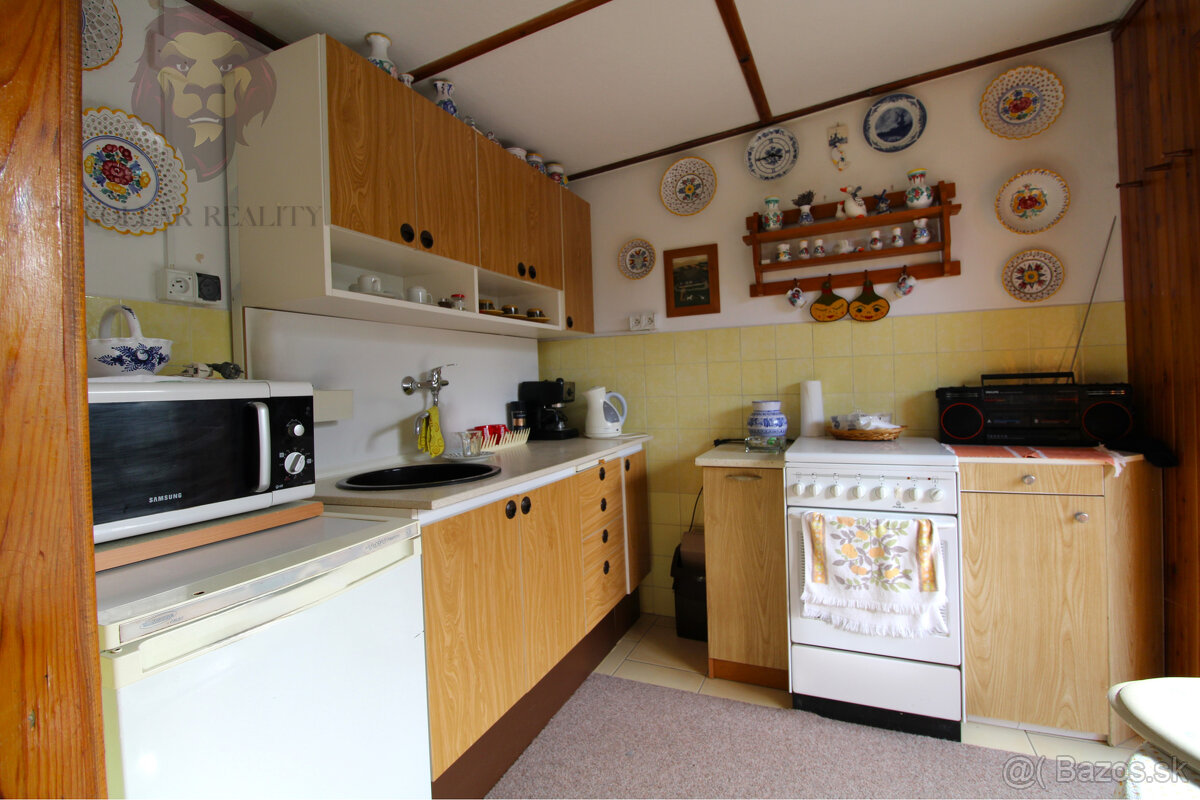 NA PREDAJ - Pozemok s chatkou neďaleko Sĺňavy - 12