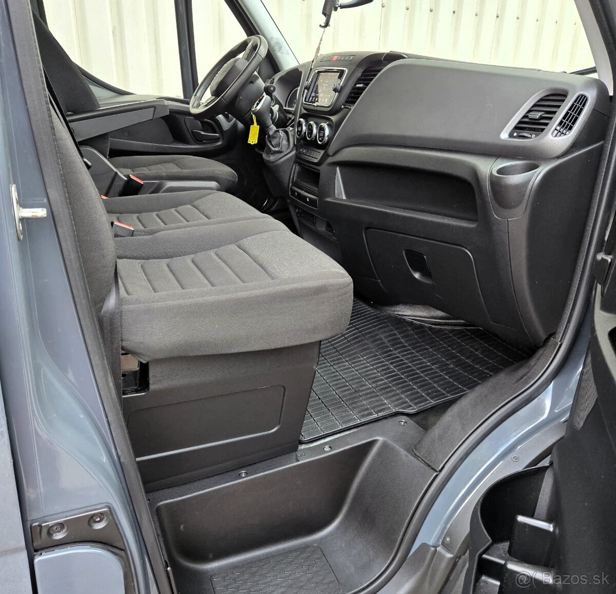 IVECO DAILY 35S18 Hi-Matic L4H2 2023 - PREVOZ KVETOV - 12