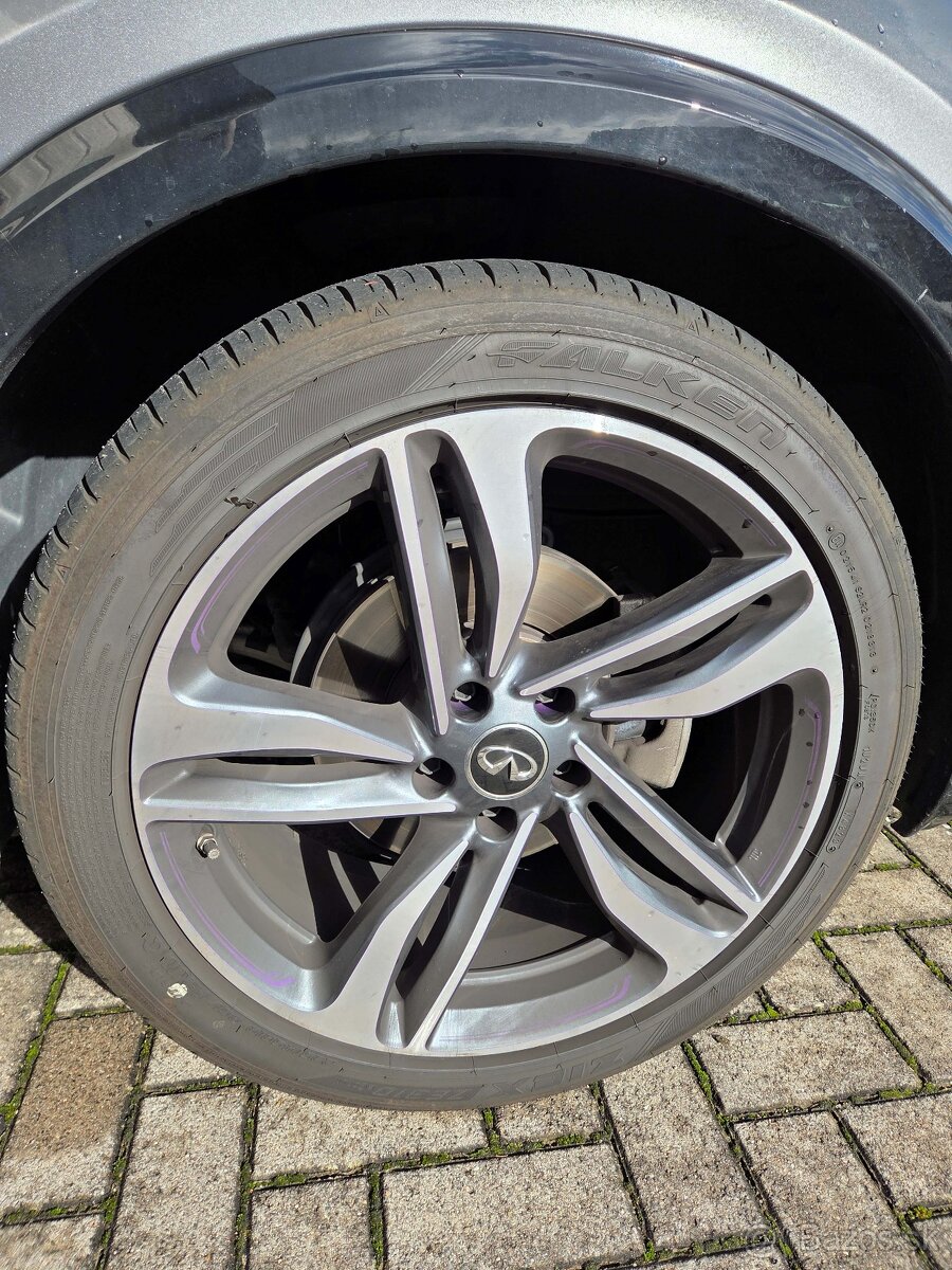 INFINITI Q30S, 19700€, 60500km - 12