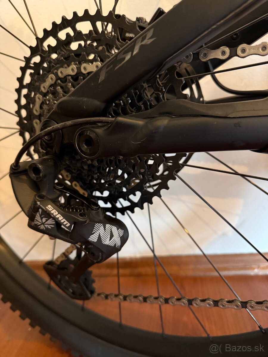 Specialized TURBO LEVO (All Black/veľ.M) - 12