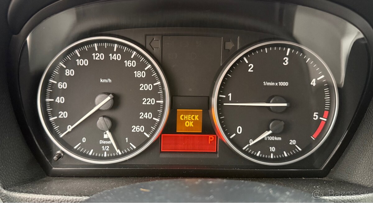 BMW E90 LCI 320d xDrive AT - 12