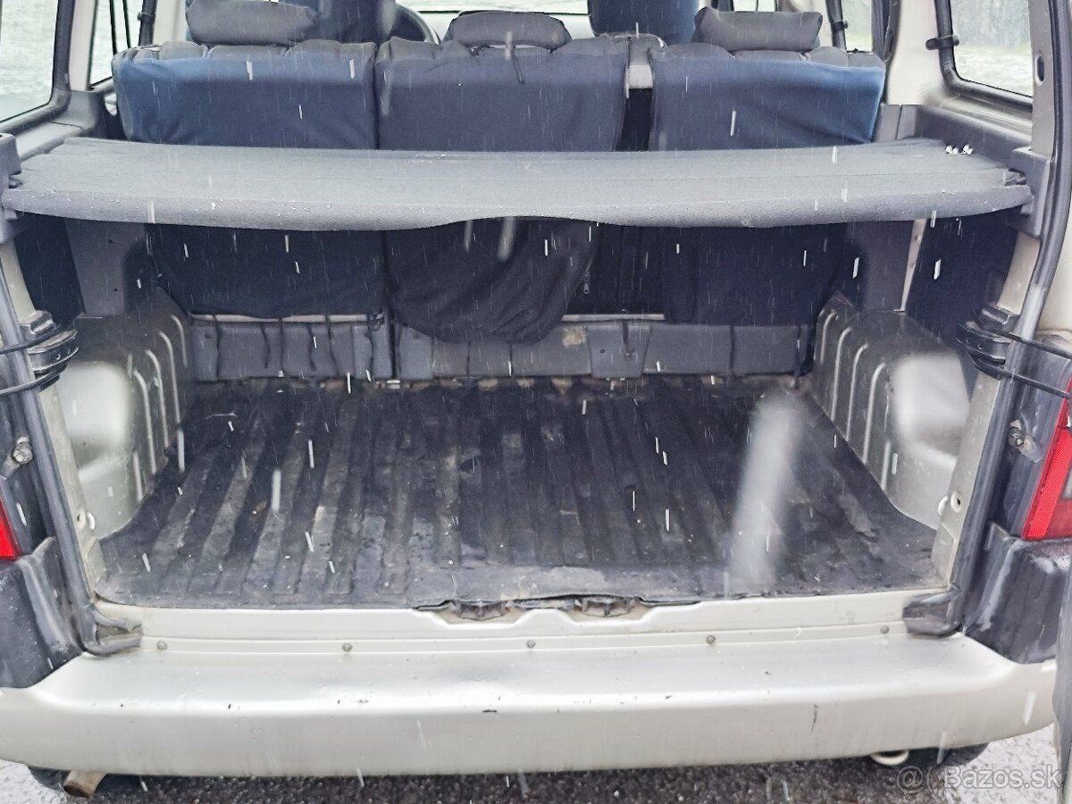 Peugeot Partner - 12