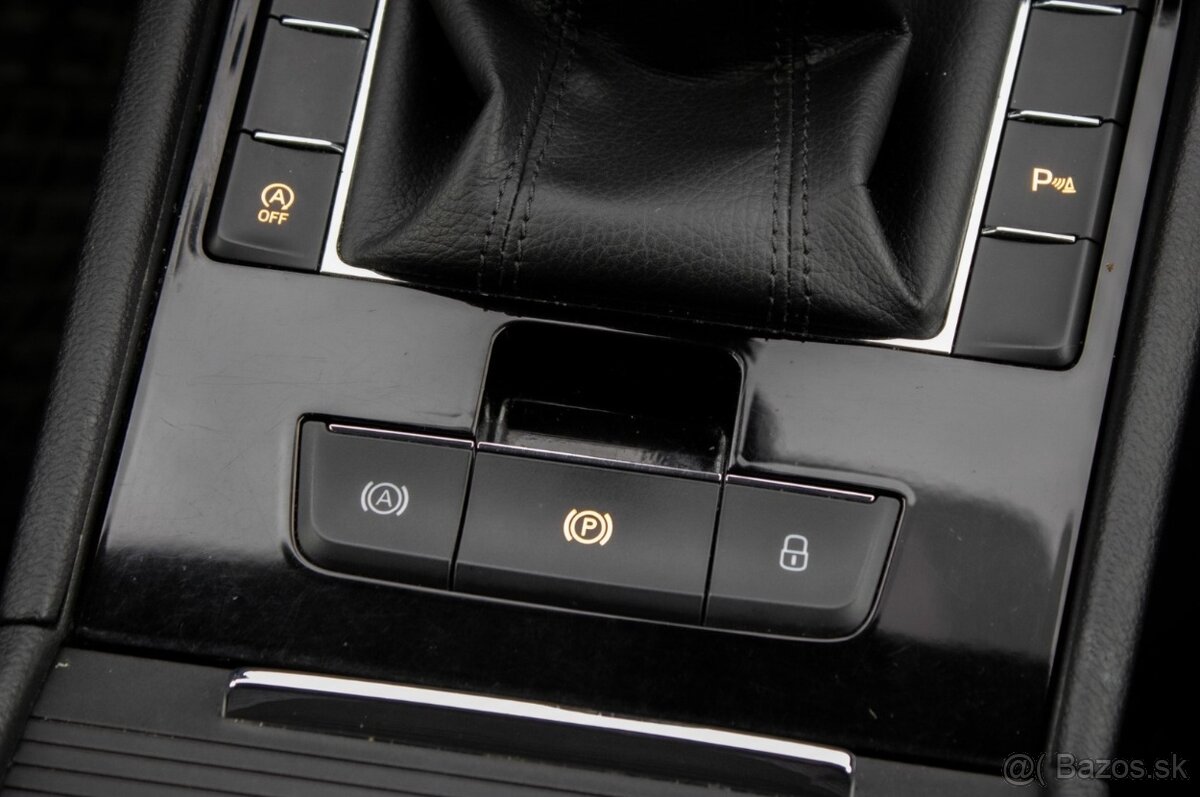 Škoda Superb Combi 1.6 TDI Ambition - 12