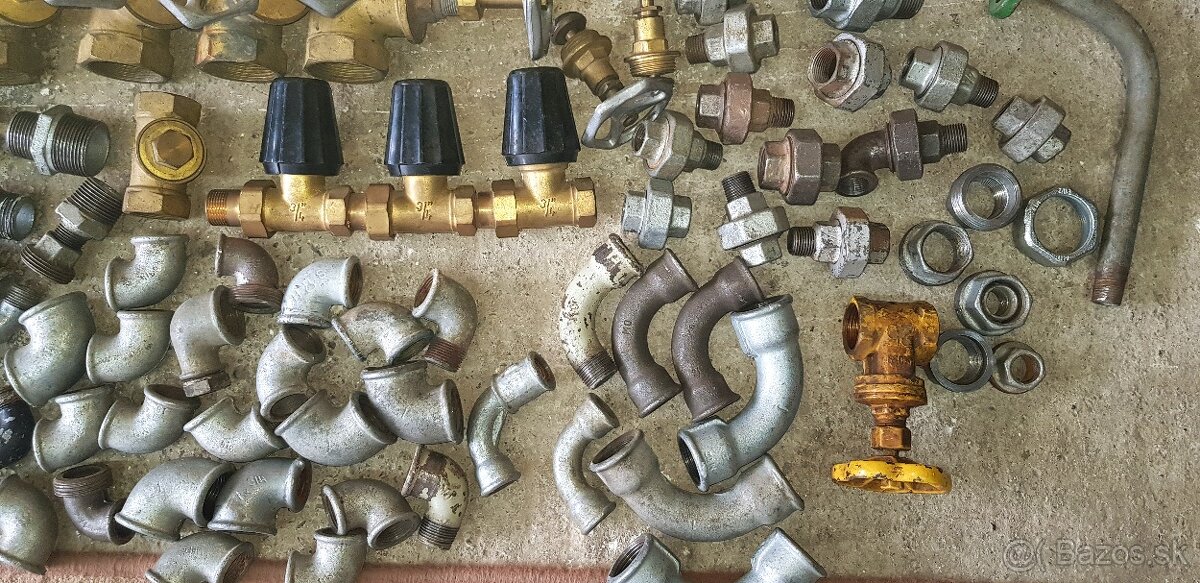 Vodoinštalatérsky materiál 1 - 12