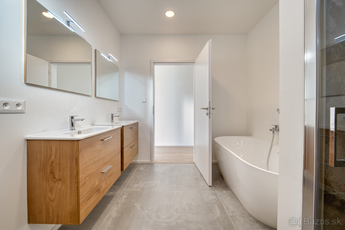 Úsporný 5-izbový bungalov A0 – Veľká Lomnica - 12