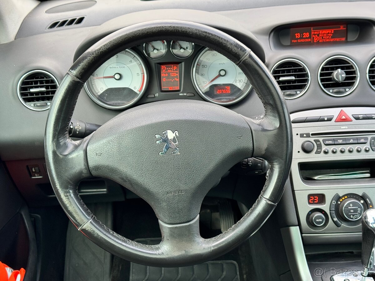 Peugeot 308 combi Automat 7 miest. - 12