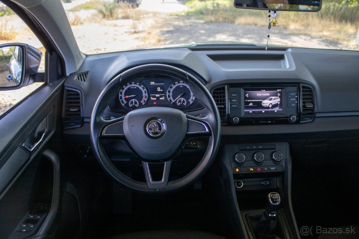 Škoda Karoq 1.6TDI Life M6 - 12