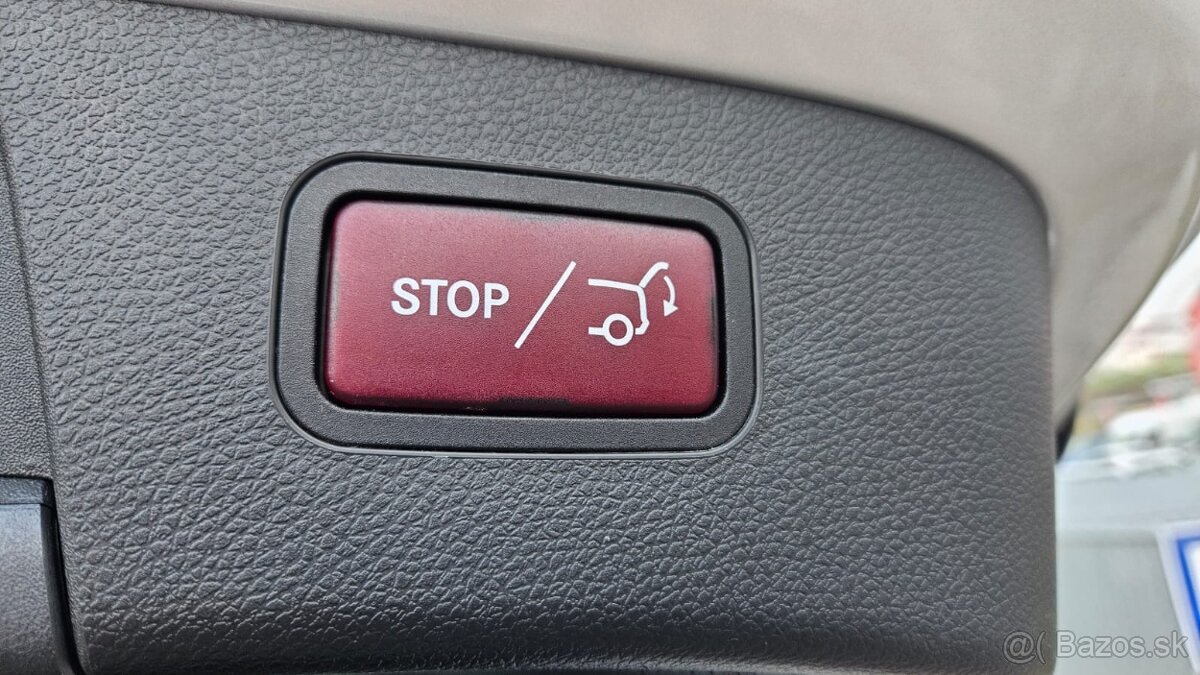 Mercedes-Benz GLA 200 d 100KW - 12