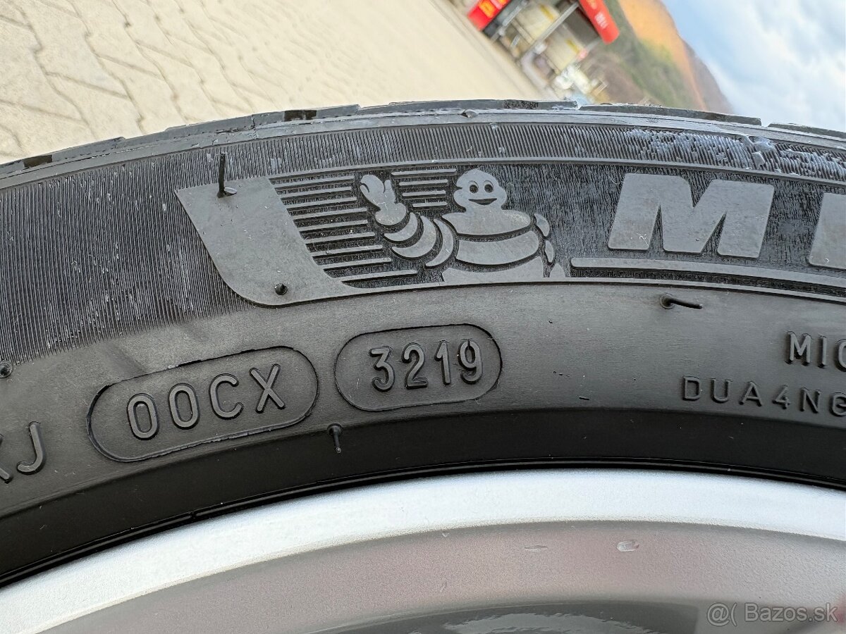 Originál SEAT 215/50 R18 5x112 - 12