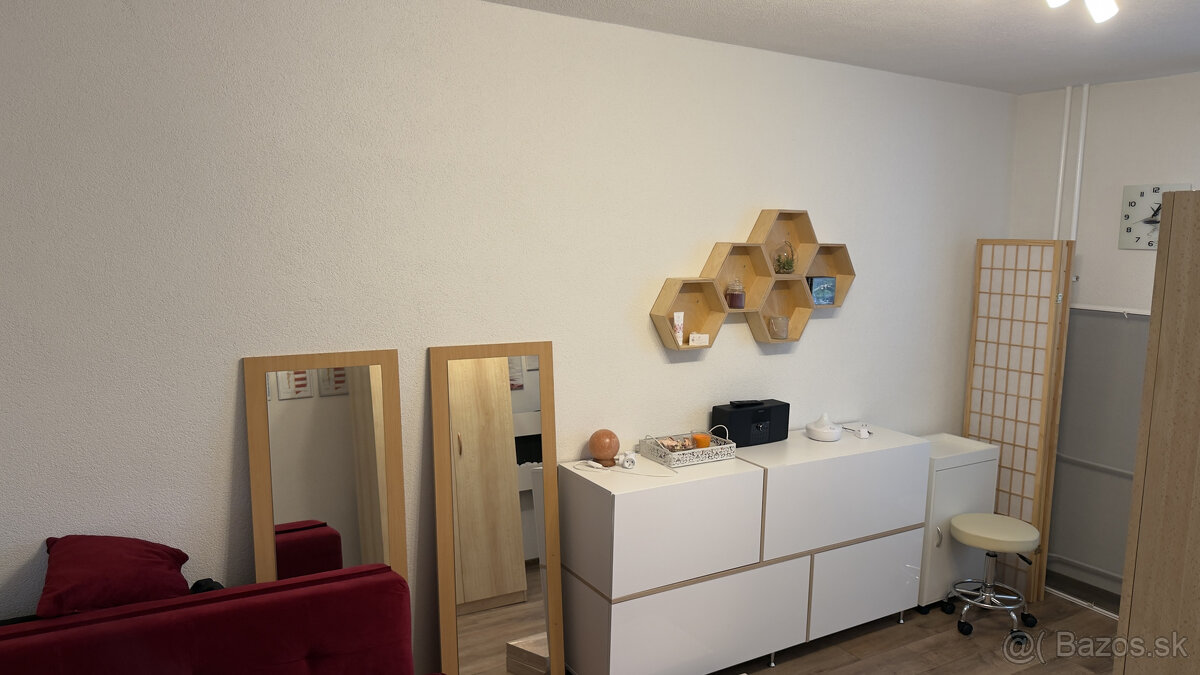 TOP PONUKA - Na predaj: 2i byt po rekonštrukcii Valaská - 12