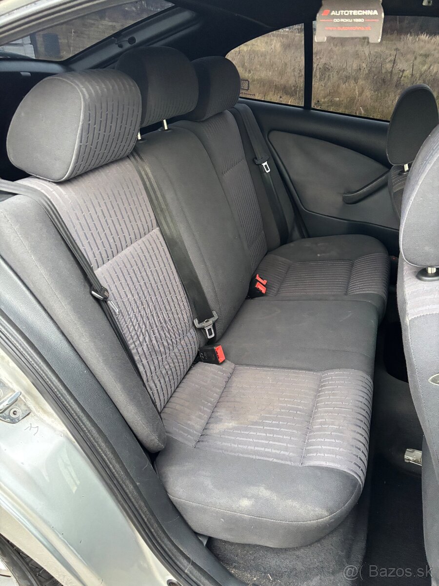 Škoda Octavia 1 1.9TDI - 12