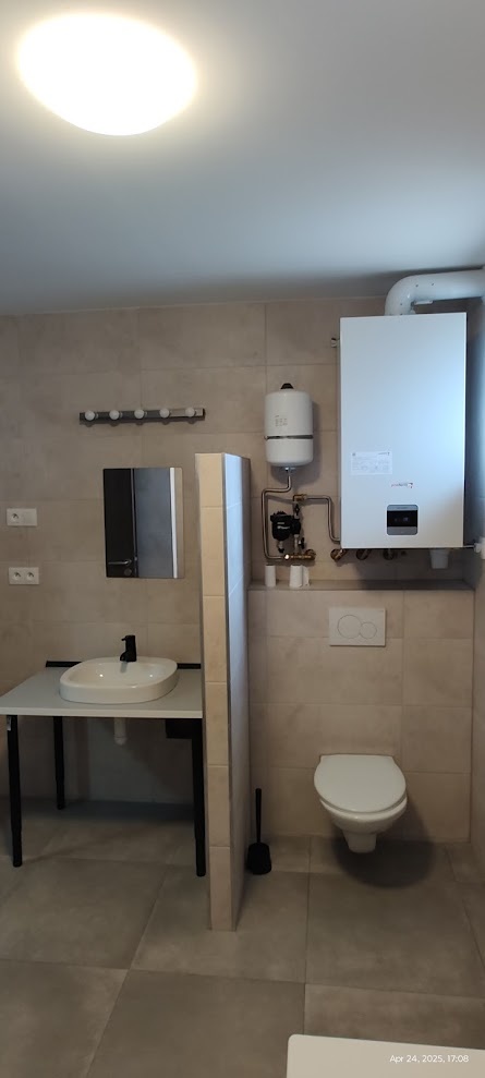 Zrekonštruovaný rodinný dom v obci Borský Mikuláš (Záhorie) - 12