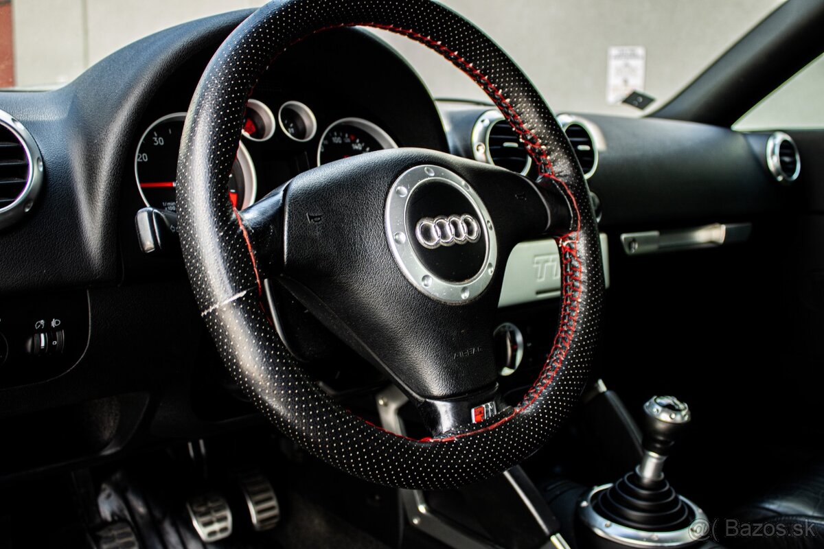 Audi TT Coupé 1.8T - 12