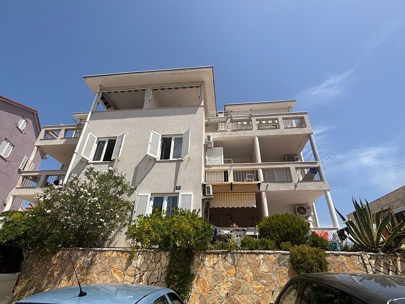 Zariadený 2-izbový apartmán, Novalja, Chorvátsko - 12