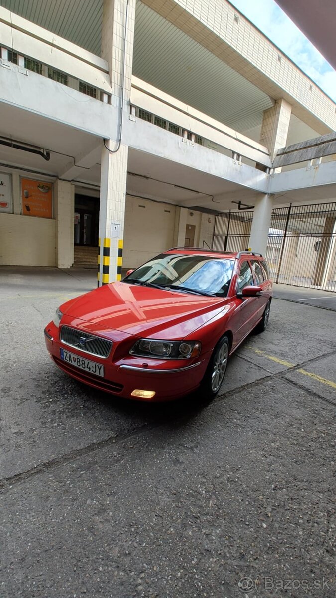 Volvo V70 D5, manuál - 12