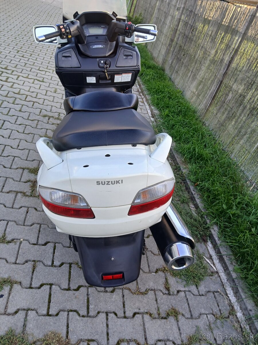 Suzuki AN 650 Burgman - 12