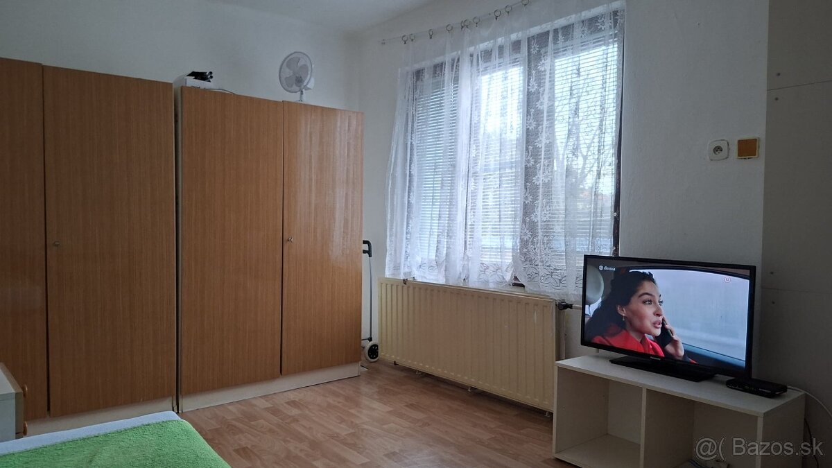 Dvojgeneračný rodinný dom, Lužianky - 12