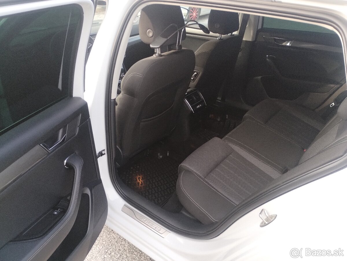 Škoda Superb Combi 2.0 TDI Sportline DSG Odpocet DPH - 12