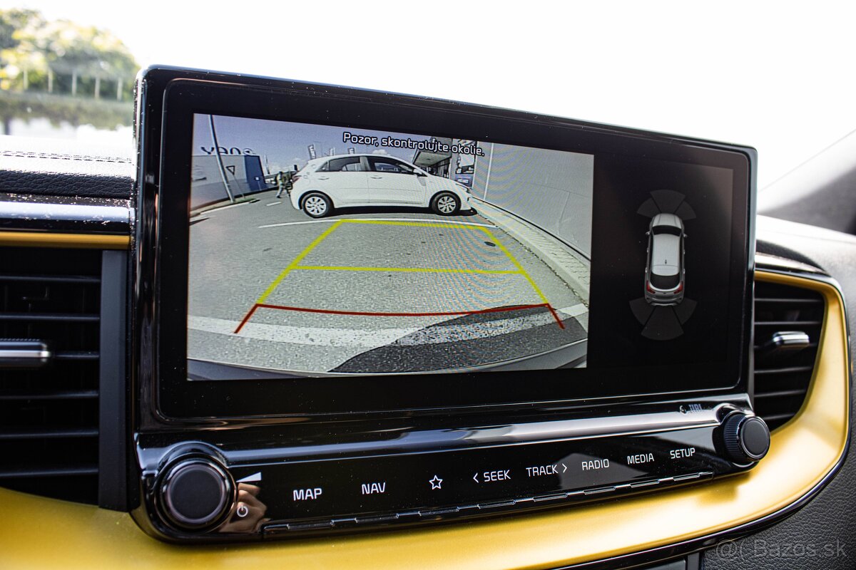 Kia XCeed 1.5 T-GDi Platinum A/T - 12