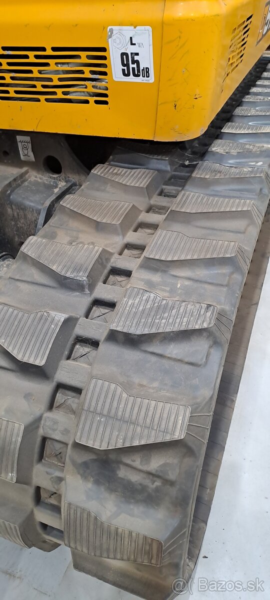 Minibagr JCB 57C-1, r.v. 2020, 1573 mth, nové pásy - 12