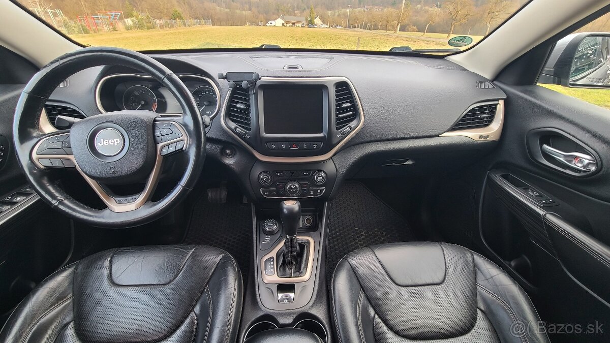 Jeep Cherokee 3.2 Limited LPG - 12