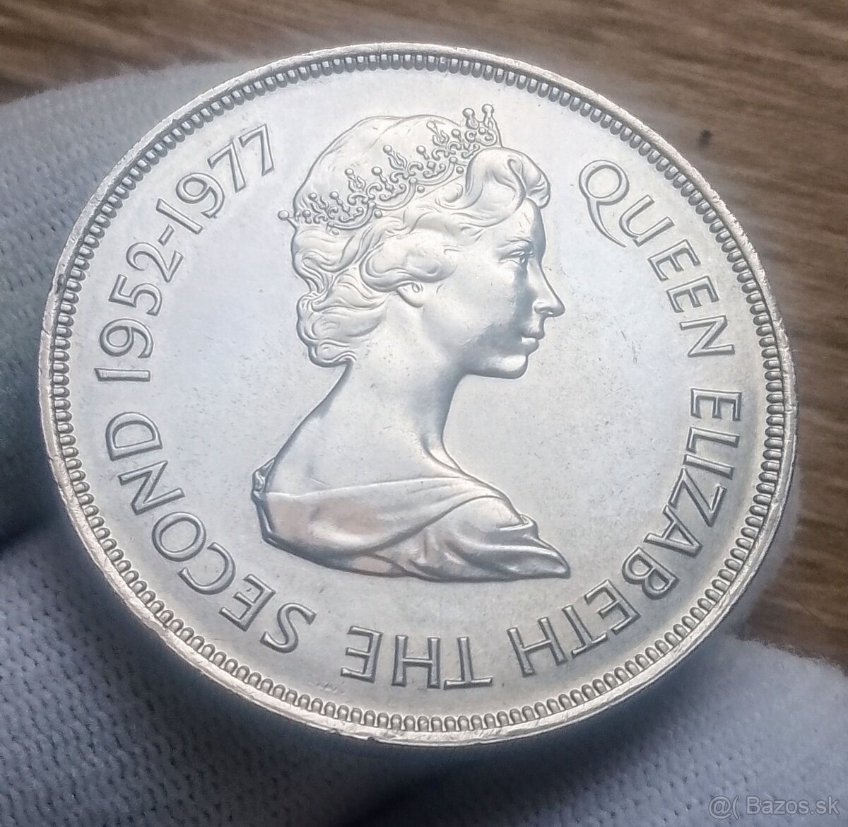 Mince Elizabeth II. - 12