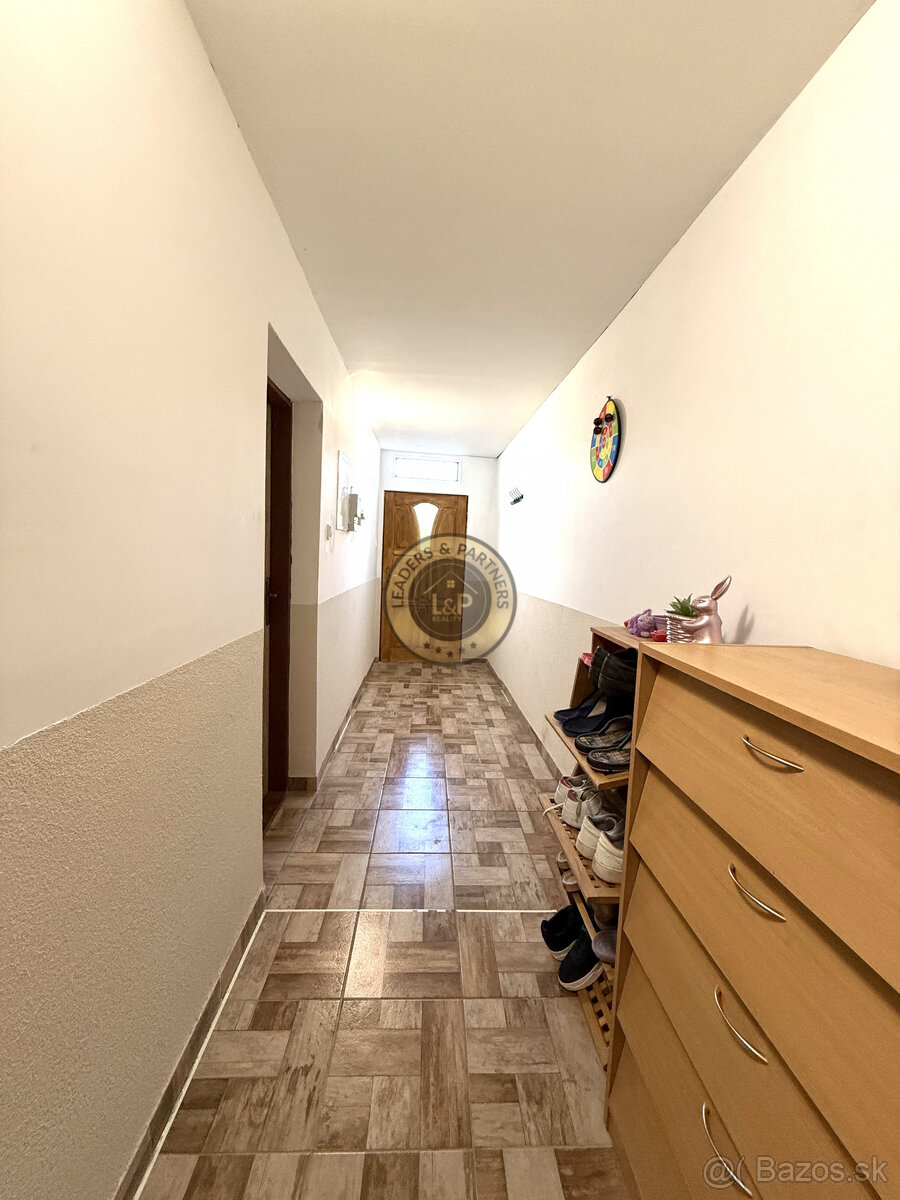 Na predaj rodinný dom po rekonštrukcii v obci Zeleneč - 12