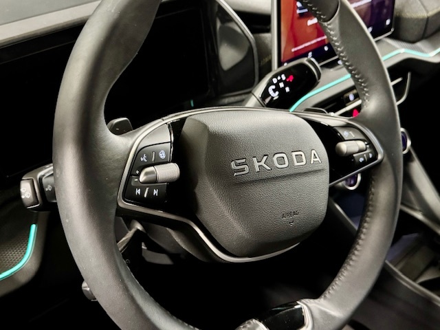 Skoda Kodiaq 1.5 TSI SELECTION PLUS 110Kw v záruke - 12