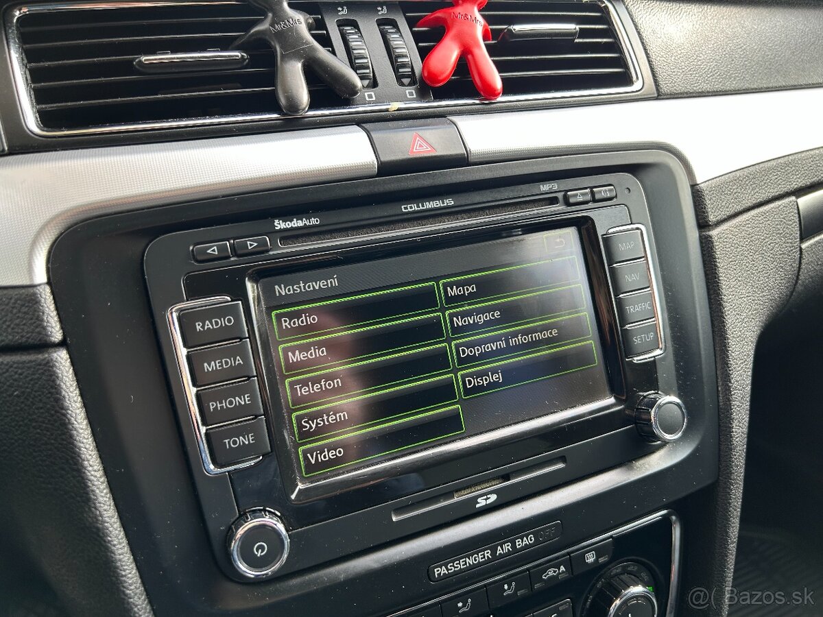 Škoda Superb 2 Combi 2.0 TDI 103Kw 2010 Elegance - 12