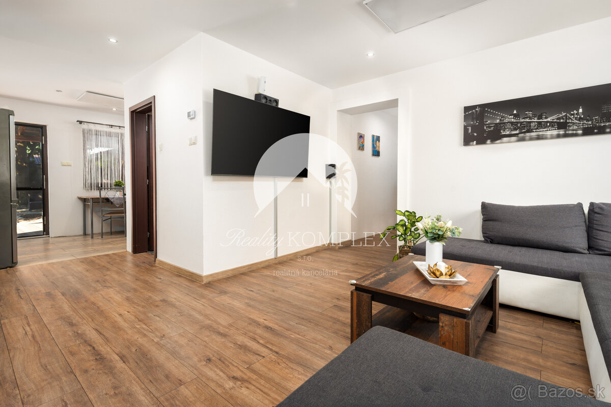 Výnimočná ponuka: Dva rodinné domy na jednom pozemku, v jedn - 12