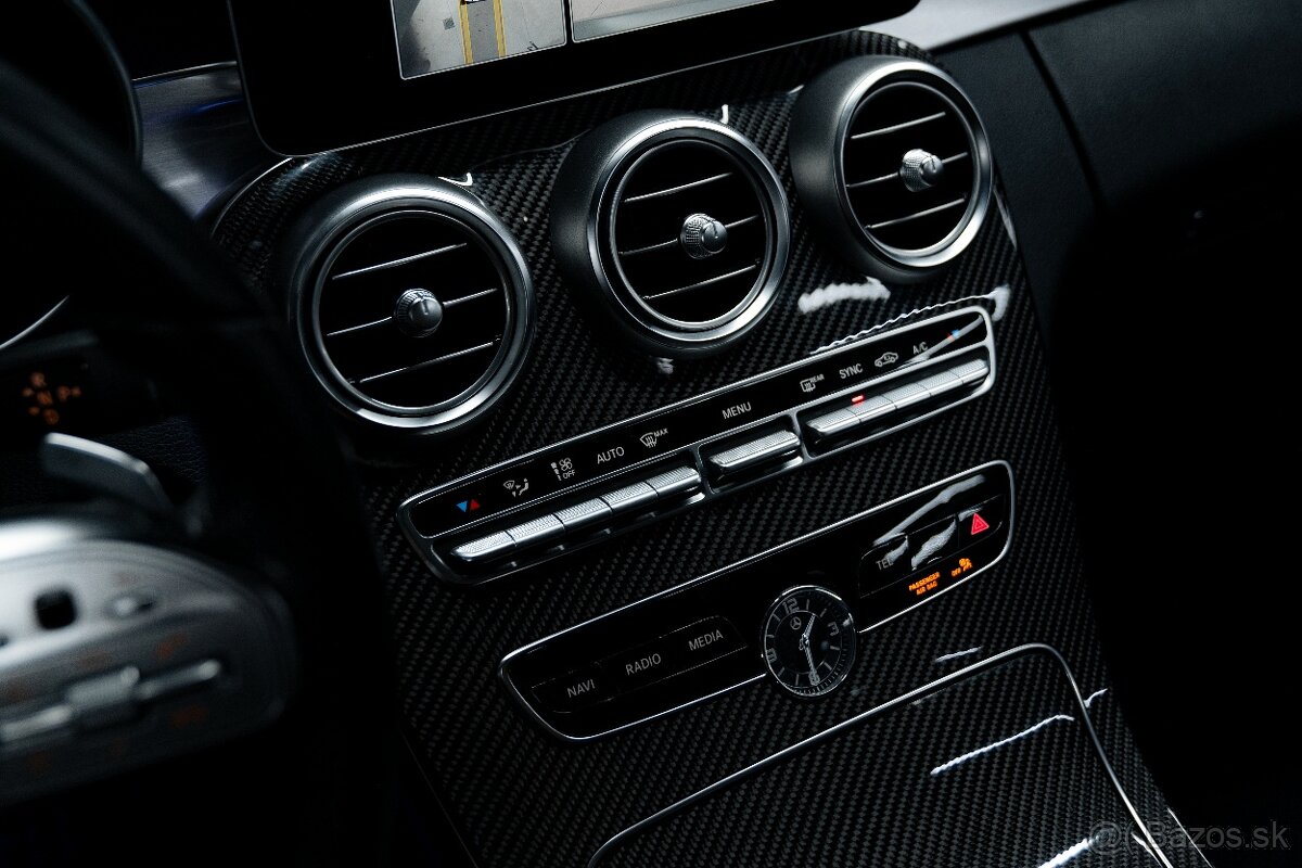 Mercedes Benz C200 4MATIC Coupe AMG packet full výbava - 12