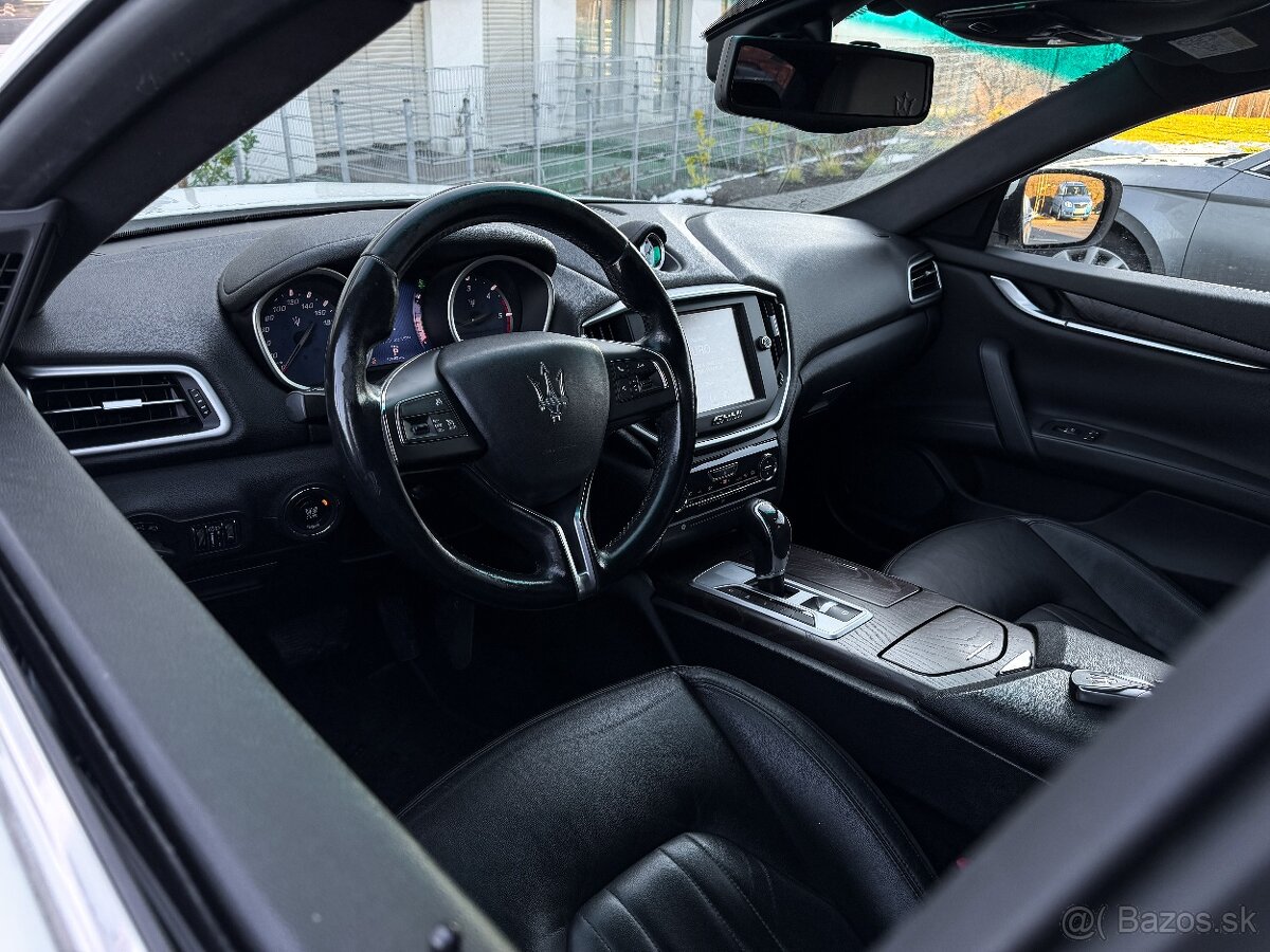 Maserati Ghibli V6 202kW, Zadný náhon - 12