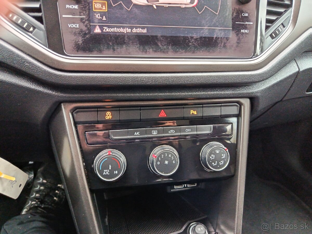 Vw T-Roc 1,0 tsi,85 kw, - 12