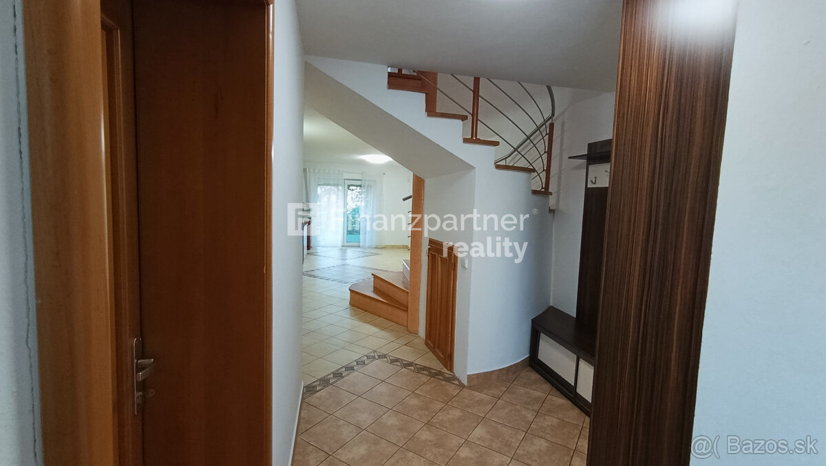 Výnimočná architektúra, dom, Šintava, Sereď - 12