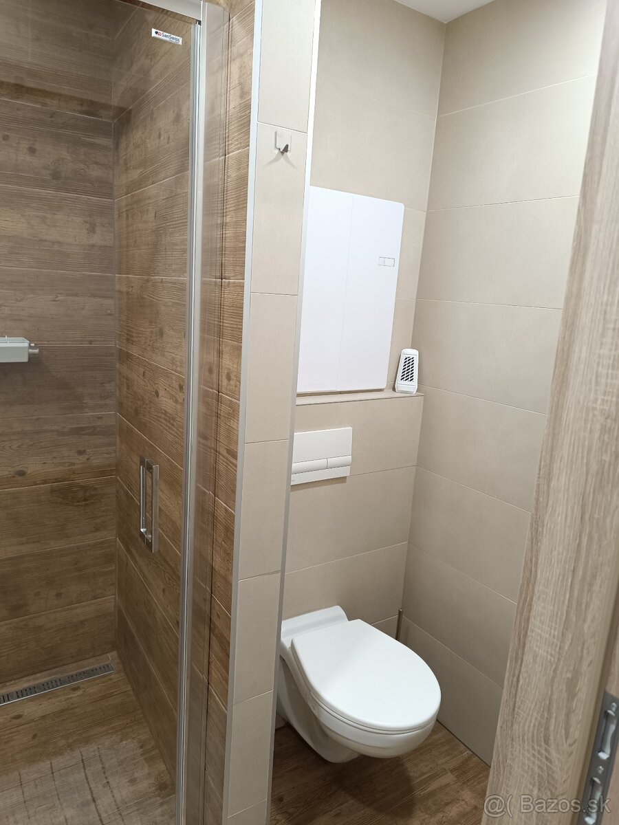 Moderný 3 izbový byt - prenájom - 12