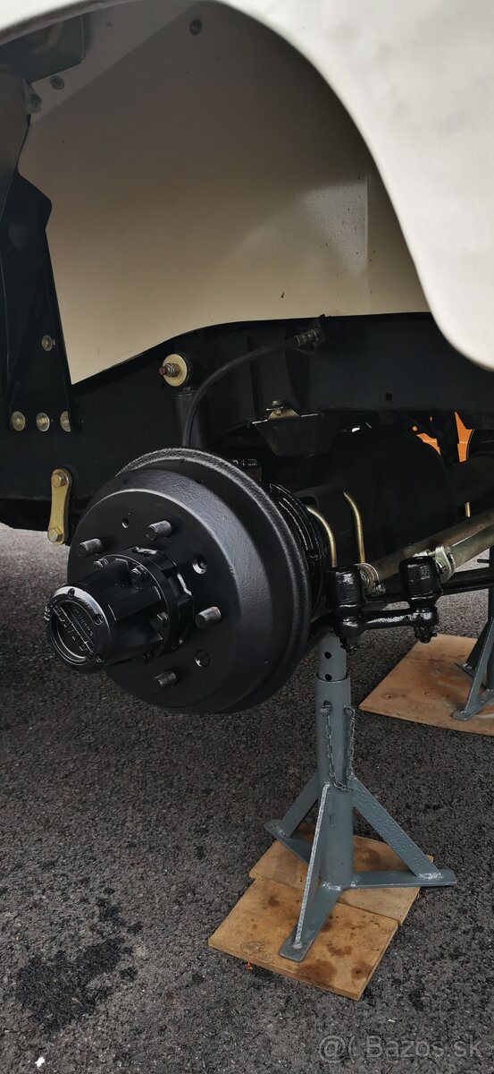 Land Rover series 3 - 12