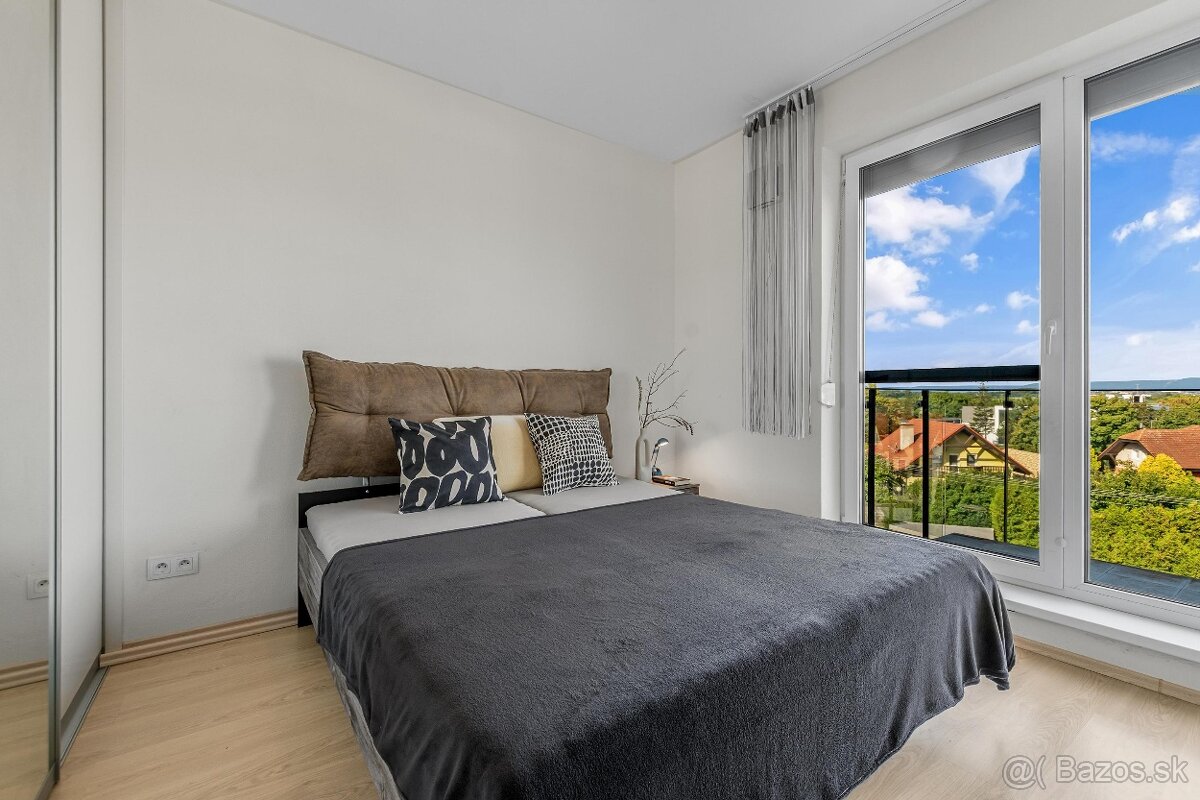 Moderný 2-izbový byt s balkónom a parkovacím miestom - 12