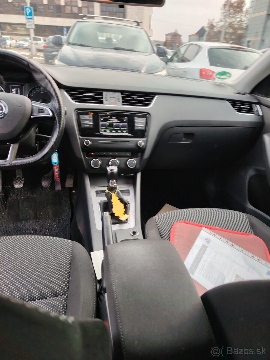 Predám škoda Octavia 3 combi - 12