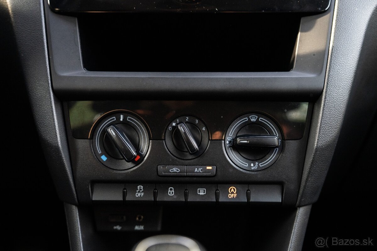 Škoda Rapid Spaceback, SR - 1.majitel - 12