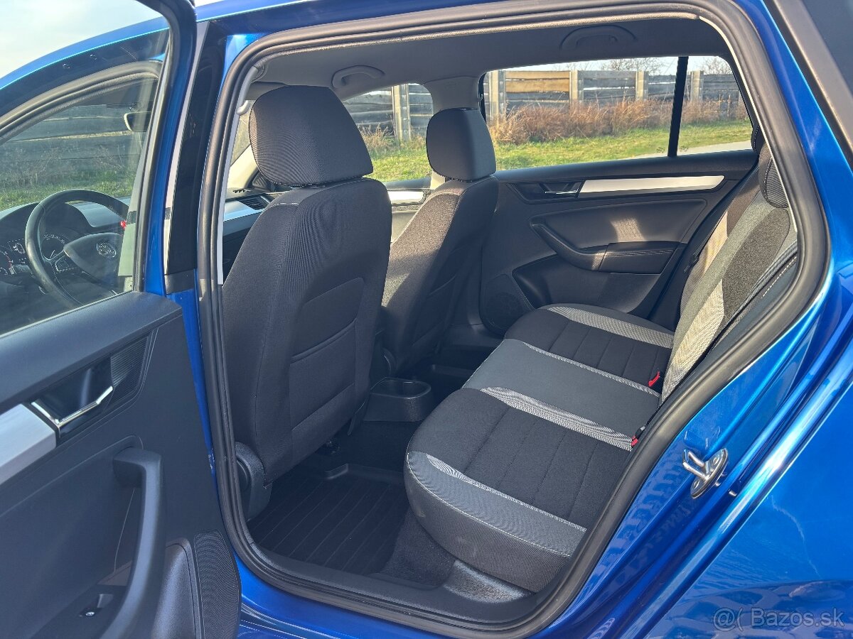 Škoda Rapid Spaceback 1.0 TSi 81kW - 12